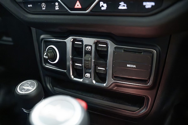 Used Jeep Wrangler 2024 for sale - 76206717: Photo 29