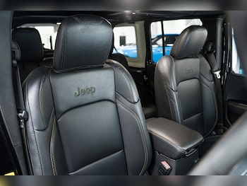 Used Jeep Wrangler 2024 for sale - 76206717: Photo 3