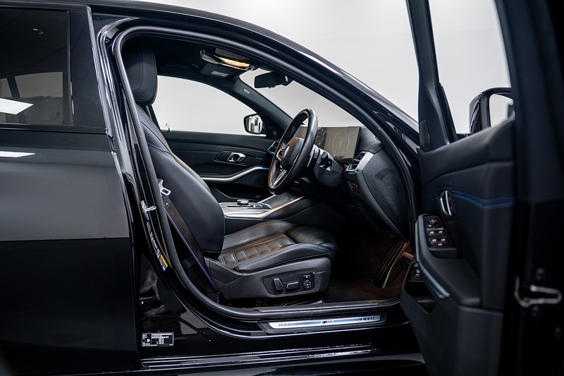 Used BMW 3 Series 2024 for sale - 76320245: Photo 28