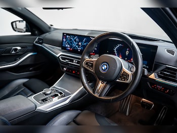 Used BMW 3 Series 2024 for sale - 76320245: Photo