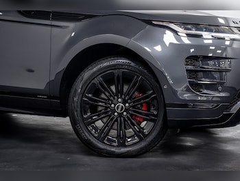 Used Land Rover Range Rover Evoque 2024 for sale - 77200901: Photo
