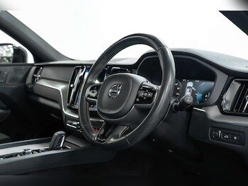 Used Volvo XC60 2021 for sale - 78241944: Photo