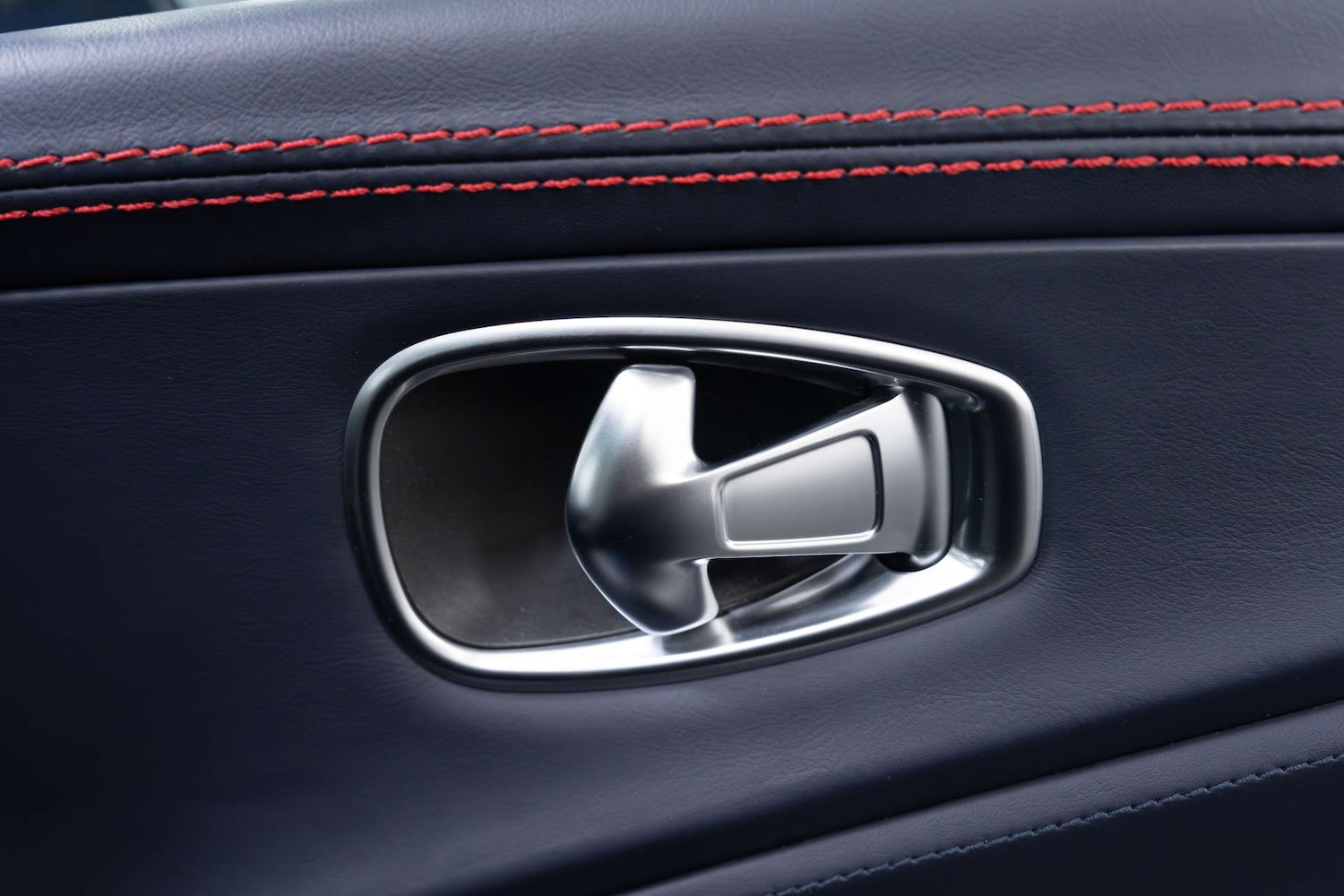 Used Aston Martin DBX 2023 for sale - 77590627: Photo 13