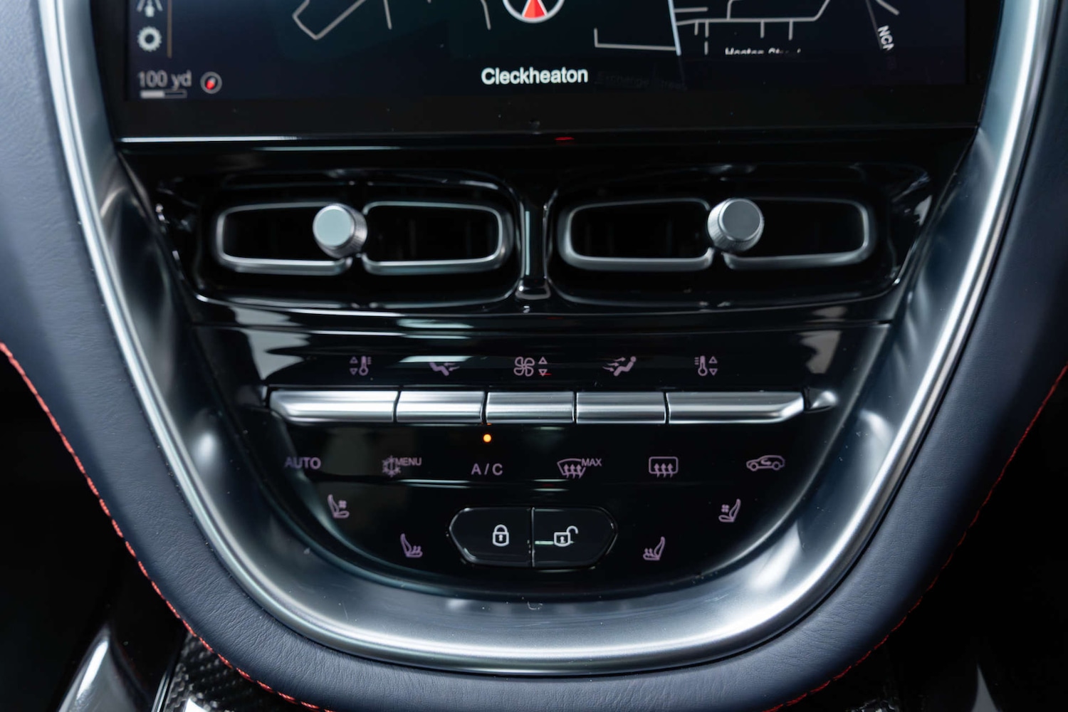 Used Aston Martin DBX 2023 for sale - 77590627: Photo 24