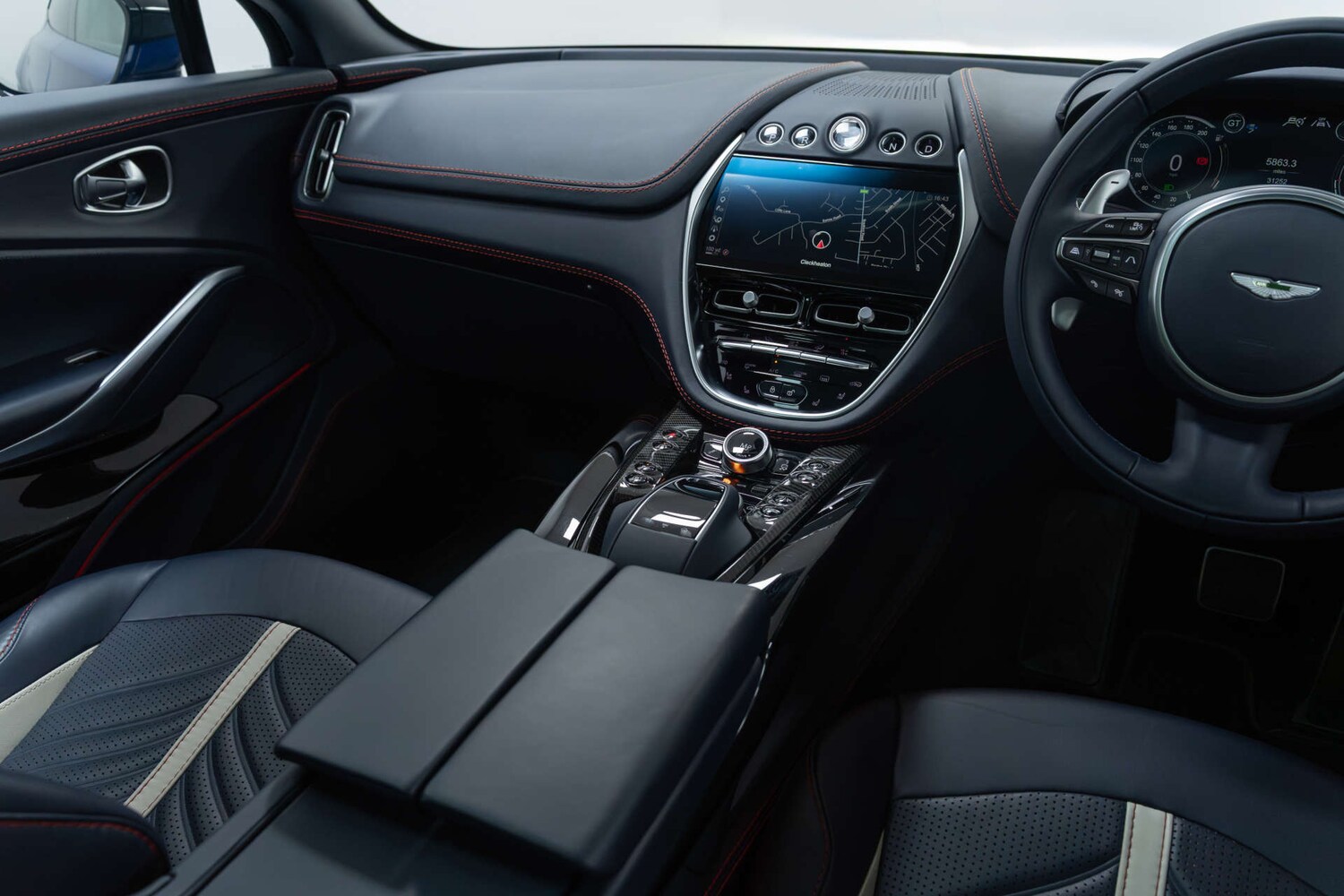 Used Aston Martin DBX 2023 for sale - 77590627: Photo 33