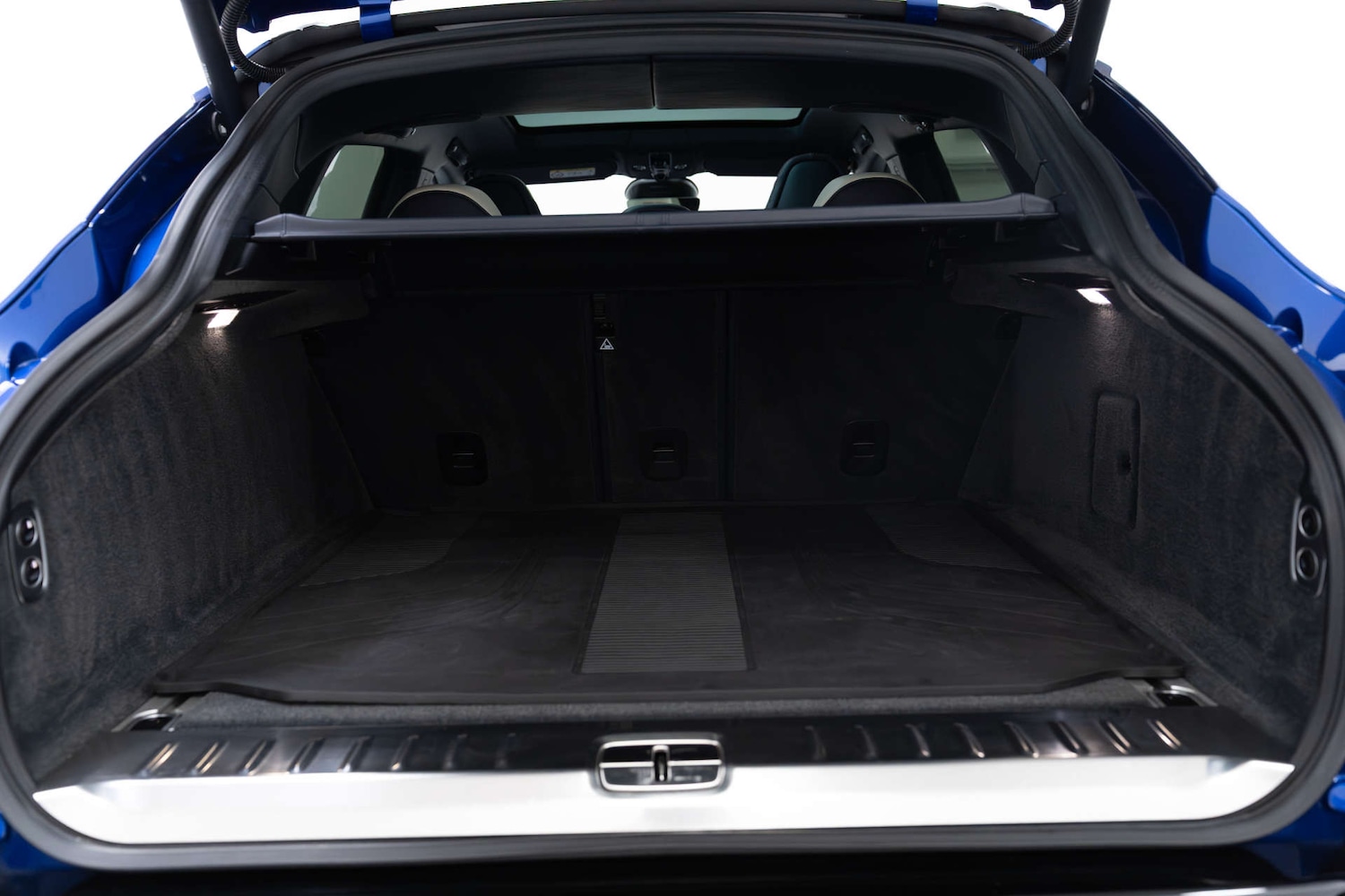 Used Aston Martin DBX 2023 for sale - 77590627: Photo 8