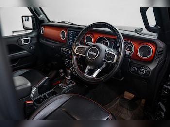 Used Jeep Wrangler 2020 for sale - 76148343: Photo