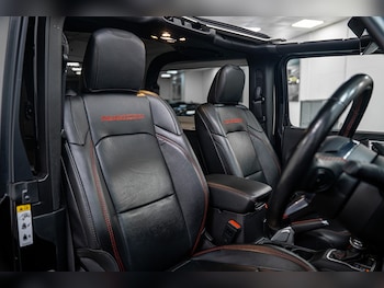 Used Jeep Wrangler 2020 for sale - 76148343: Photo