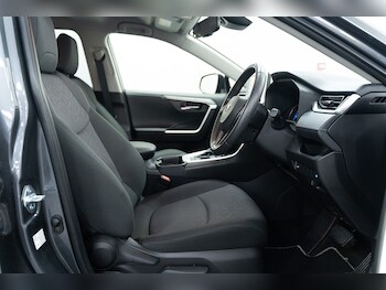 Used Toyota RAV4 2021 for sale - 79434915: Photo