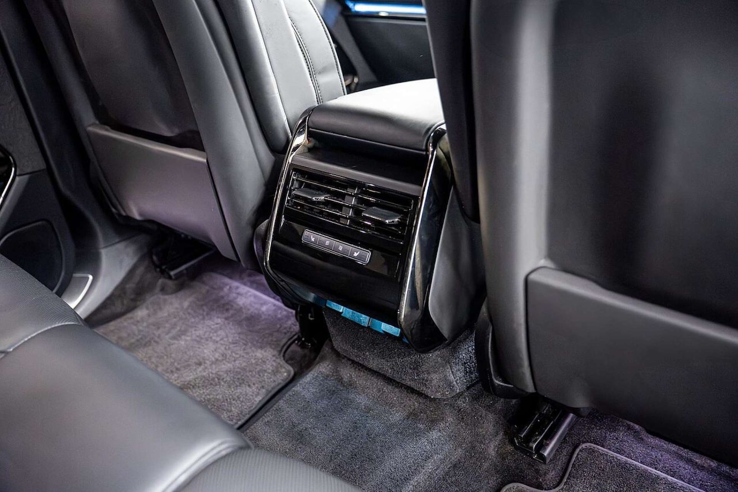 Used Land Rover Range Rover Sport 2024 for sale - 77406669: Photo 8