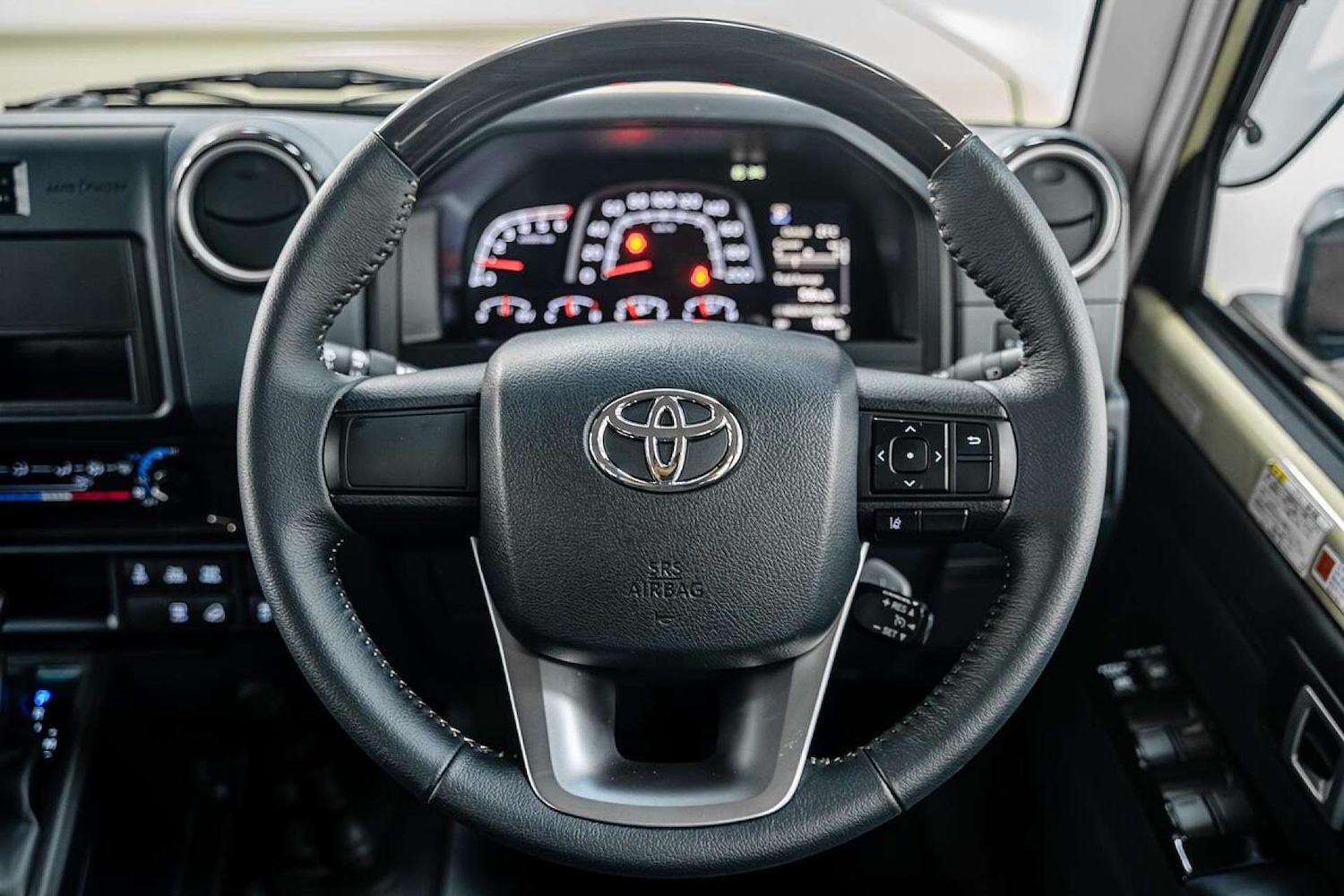 Used Toyota Land Cruiser 2025 for sale - 77406629: Photo 32