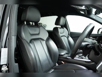 Used Audi Q7 2023 for sale - 79335042: Photo