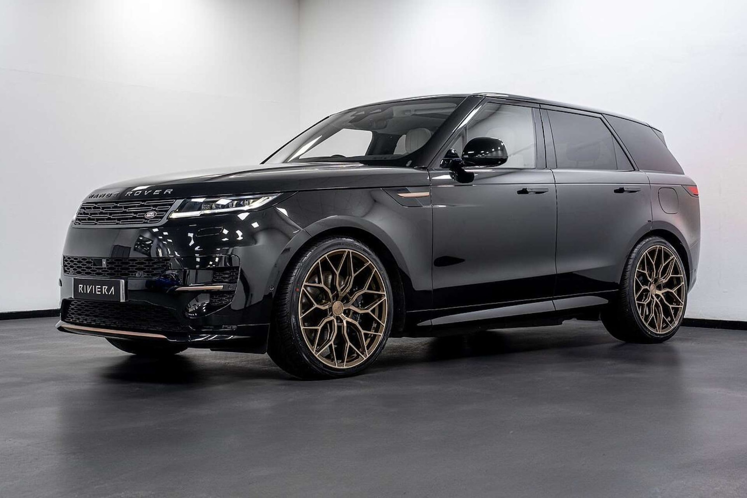 Used Land Rover Range Rover Sport 2024 for sale - 77406623: Photo 11