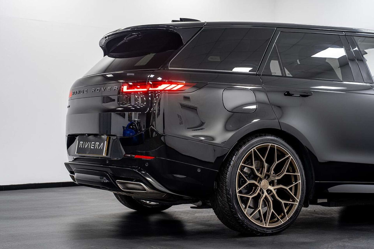 Used Land Rover Range Rover Sport 2024 for sale - 77406623: Photo 17