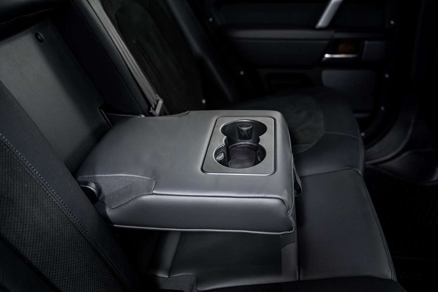 Used Land Rover Defender 2022 for sale - 77406636: Photo 24