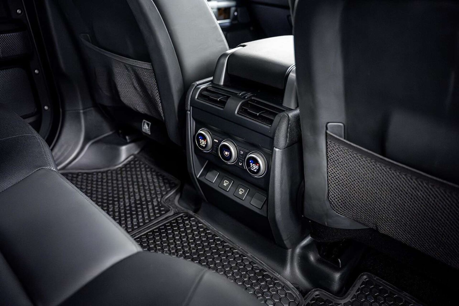 Used Land Rover Defender 2022 for sale - 77406636: Photo 26