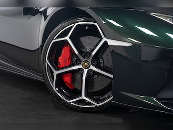 Used Lamborghini Huracan 2020 for sale - 78952025: Photo