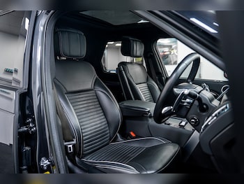 Used Land Rover Discovery 2022 for sale - 76206719: Photo