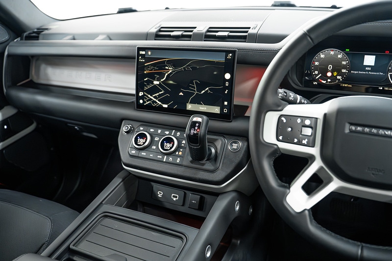 Used Land Rover Defender 2024 for sale - 76413346: Photo 34