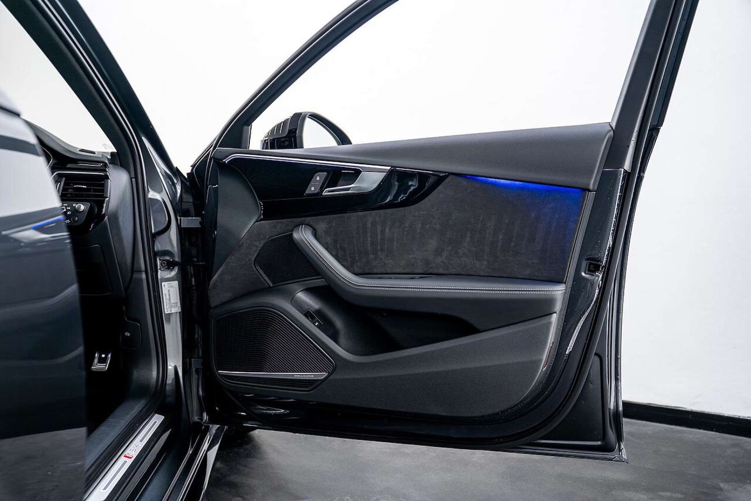 Used Audi RS4 2021 for sale - 77406631: Photo 24