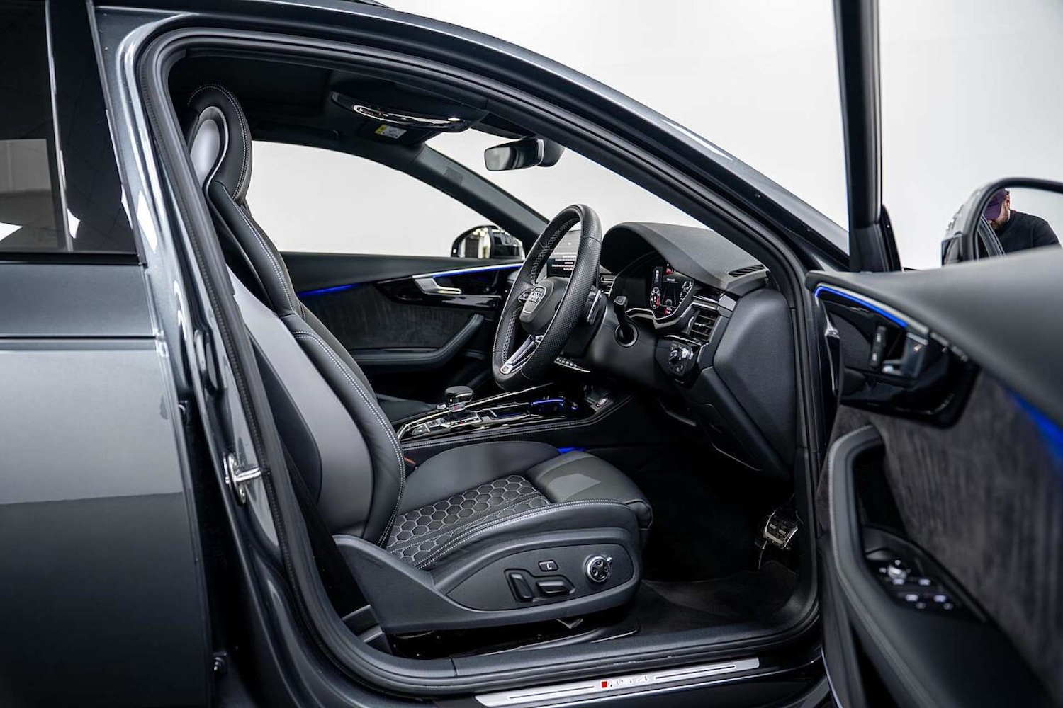 Used Audi RS4 2021 for sale - 77406631: Photo 27