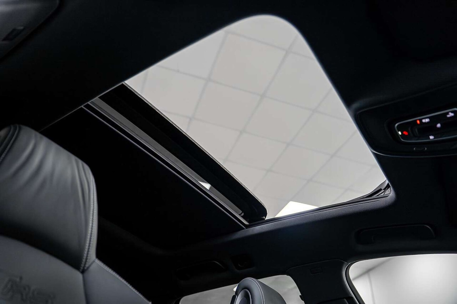 Used Audi RS4 2021 for sale - 77406631: Photo 39