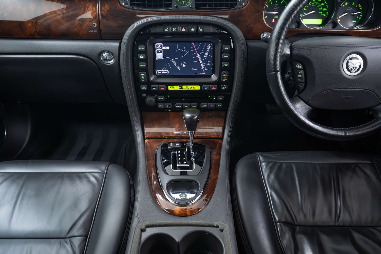 Used Jaguar XJ 2007 for sale - 78027768: Photo 22