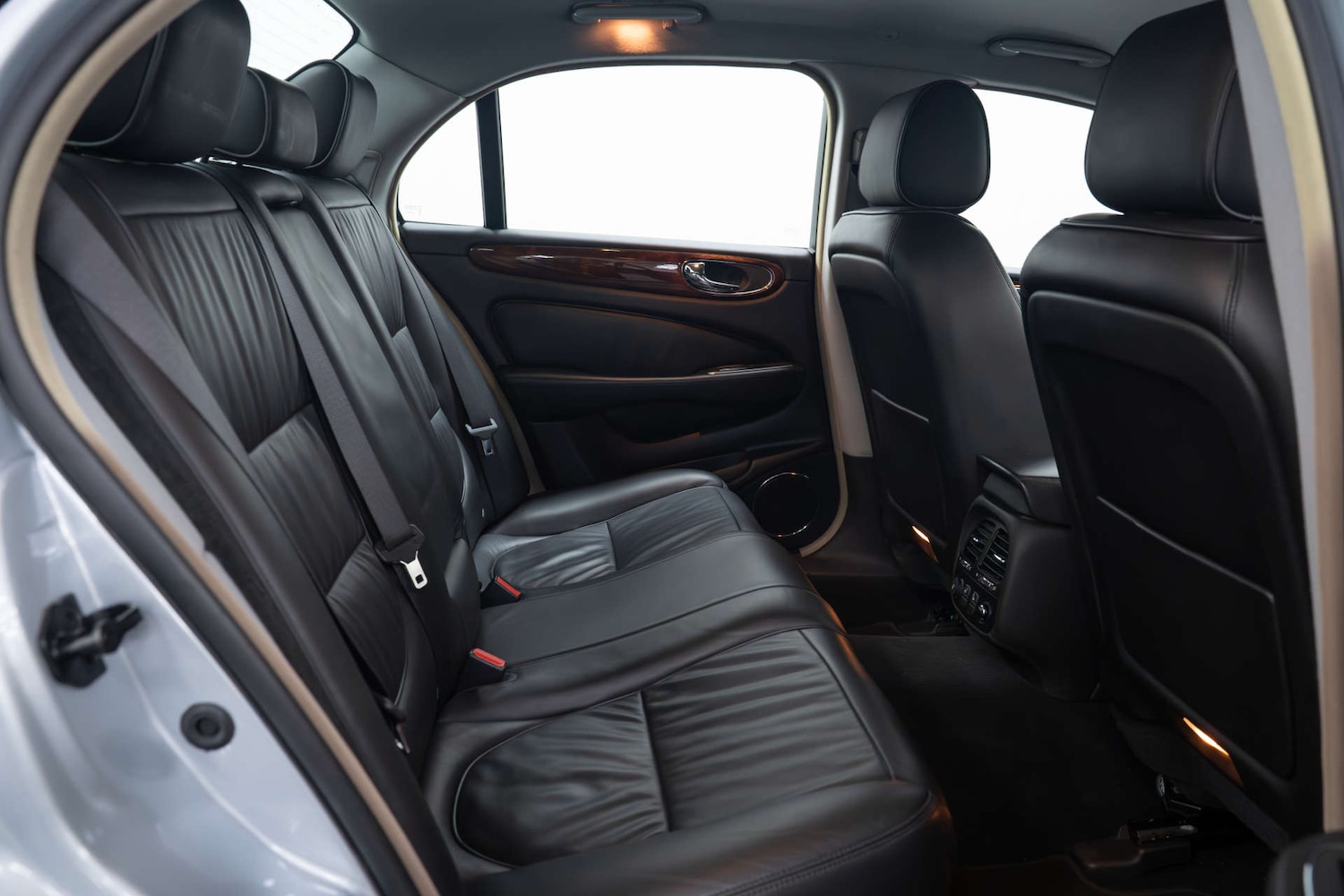 Used Jaguar XJ 2007 for sale - 78027768: Photo 30