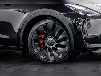 Used Tesla Model Y 2024 for sale - 76682377: Photo