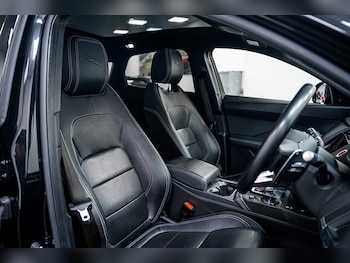 Used Jaguar E-Pace 2021 for sale - 76230487: Photo