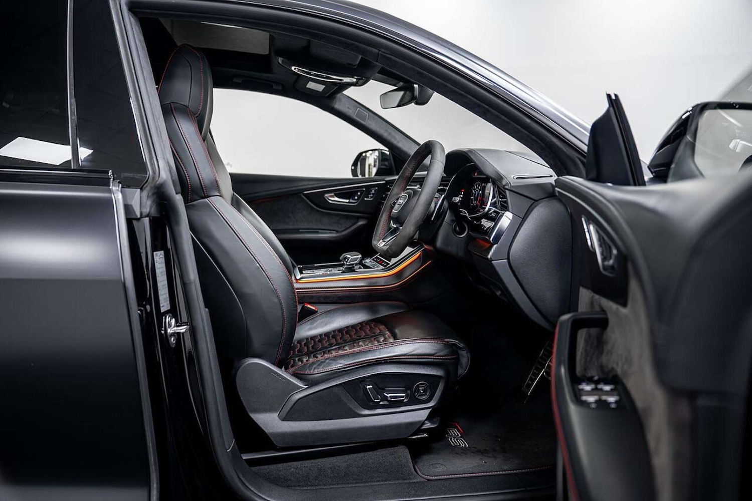 Used Audi RS Q8 2020 for sale - 77406651: Photo 27