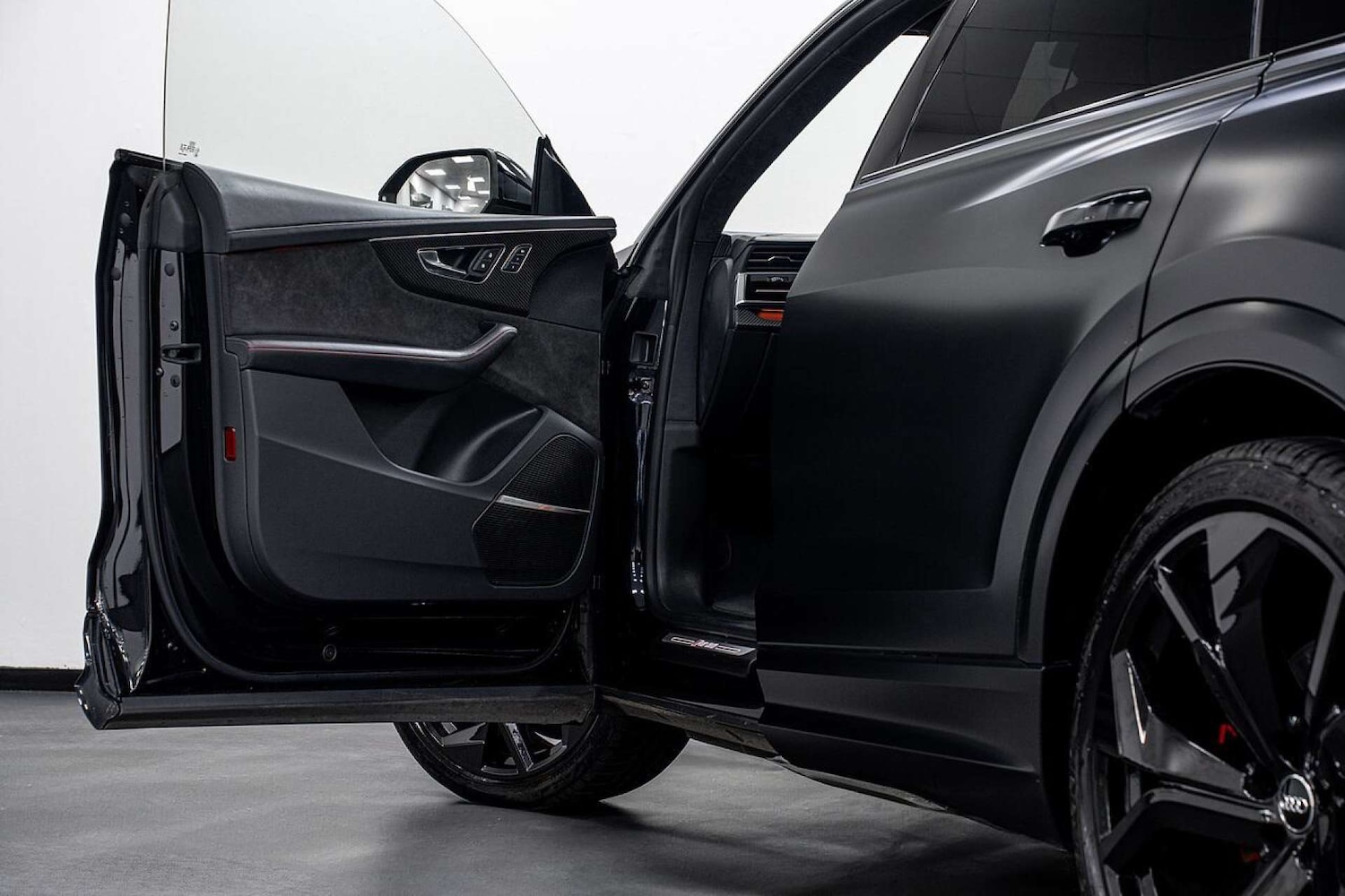 Used Audi RS Q8 2020 for sale - 77406651: Photo 6