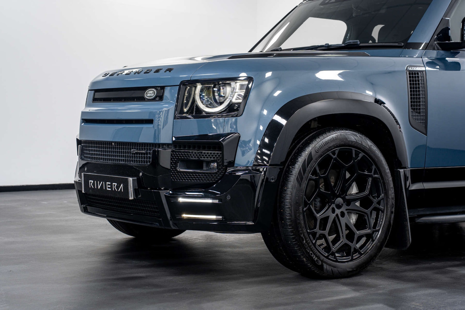 Used Land Rover Defender 2023 for sale - 77406696: Photo 12