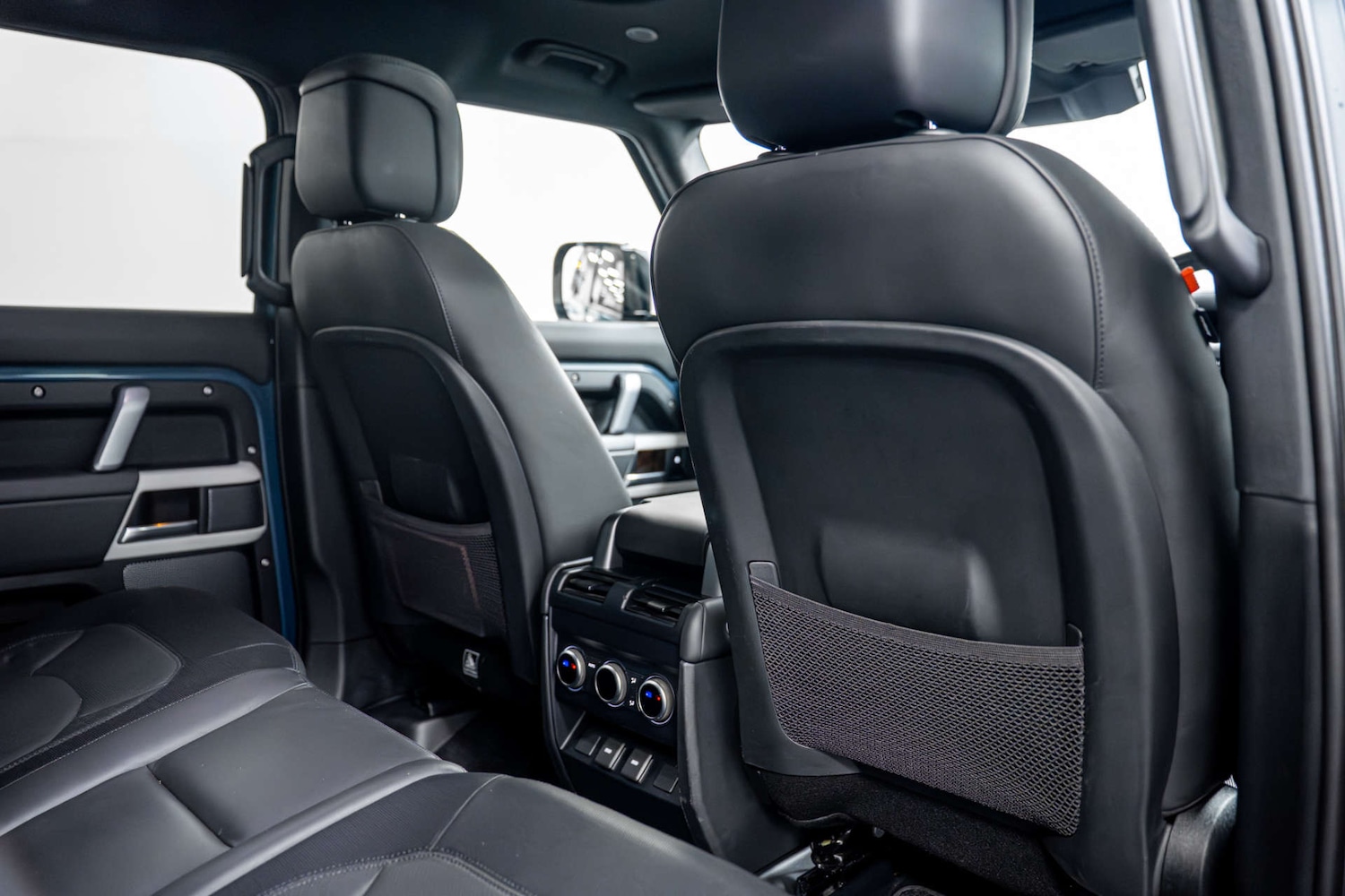 Used Land Rover Defender 2023 for sale - 77406696: Photo 22