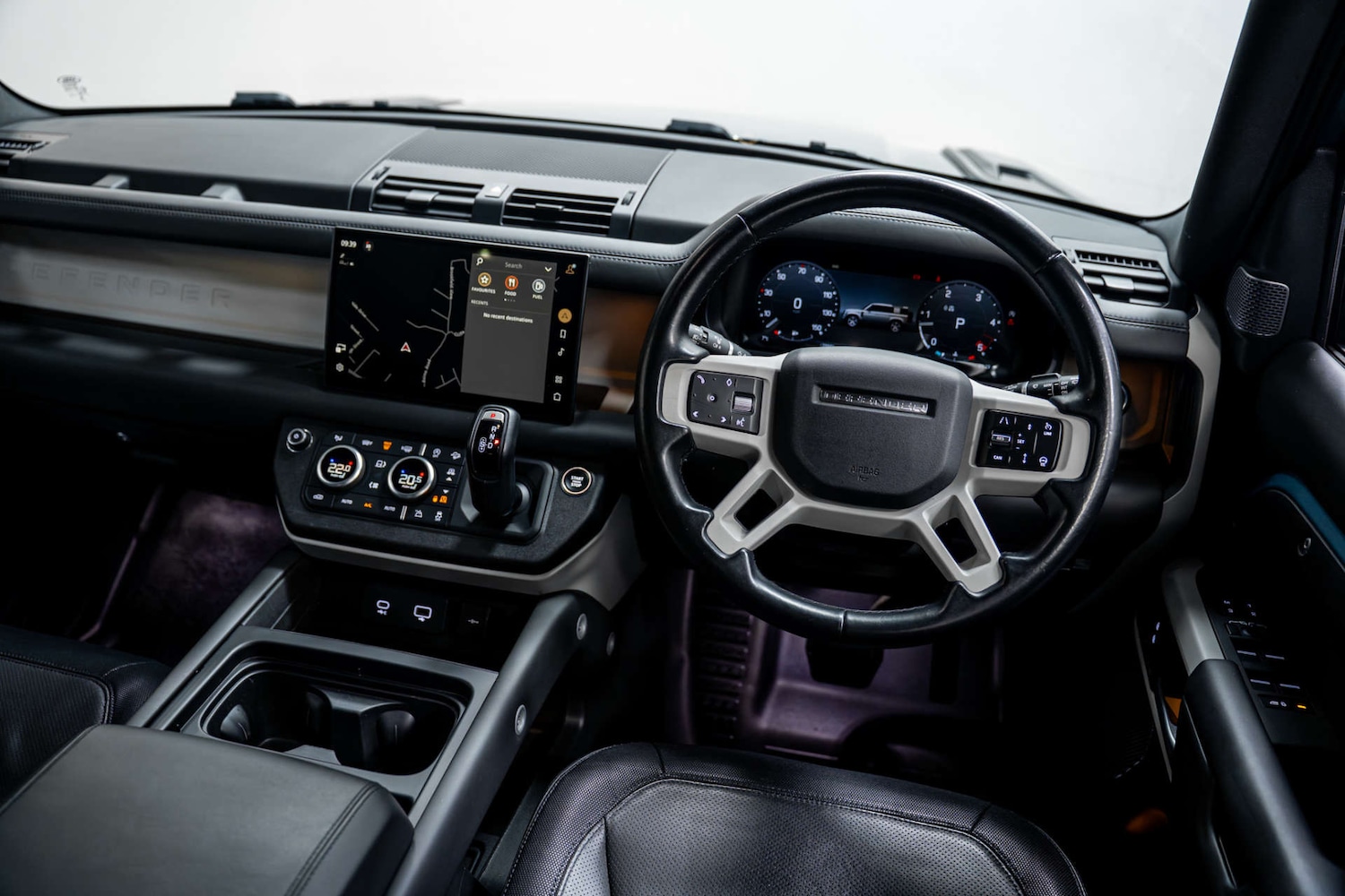 Used Land Rover Defender 2023 for sale - 77406696: Photo 29