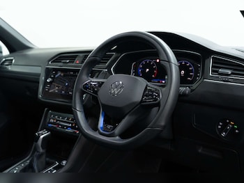 Used Volkswagen Tiguan 2021 for sale - 78806806: Photo