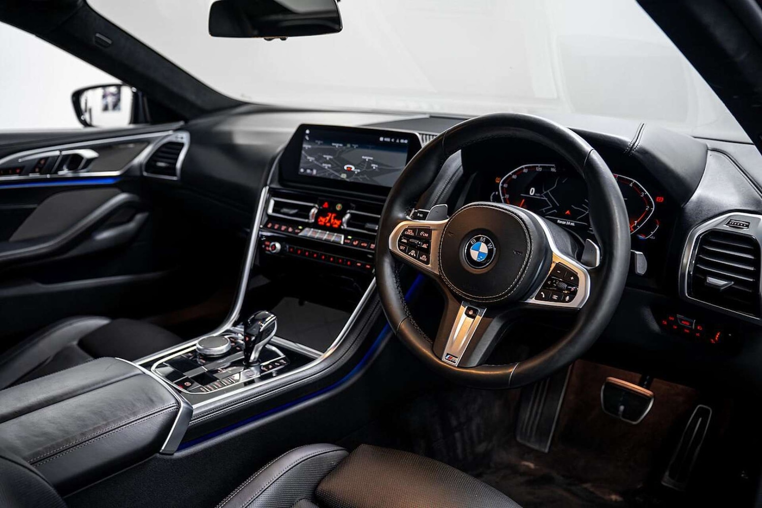 Used BMW 8 Series 2019 for sale - 77406619: Photo 2