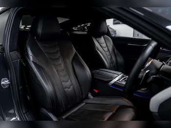 Used BMW 8 Series 2019 for sale - 77406619: Photo