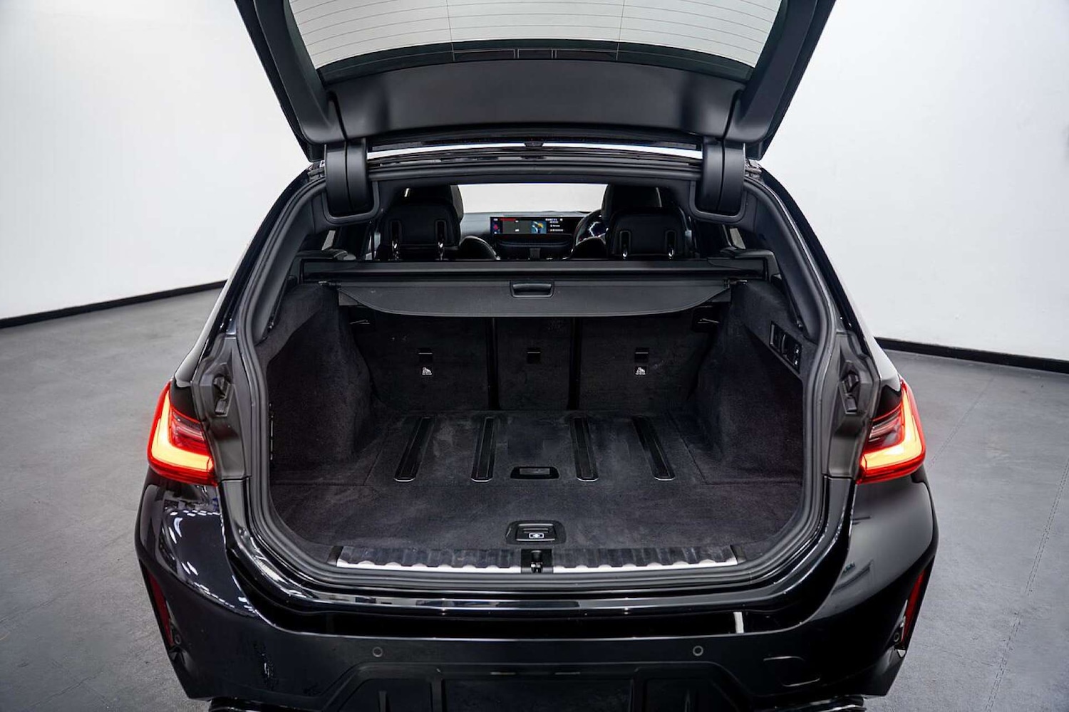 Used BMW 3 Series 2023 for sale - 77406660: Photo 18