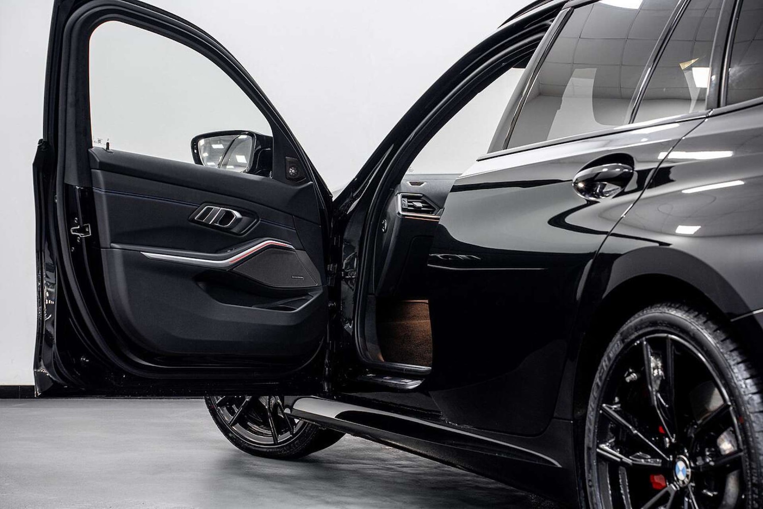 Used BMW 3 Series 2023 for sale - 77406660: Photo 6