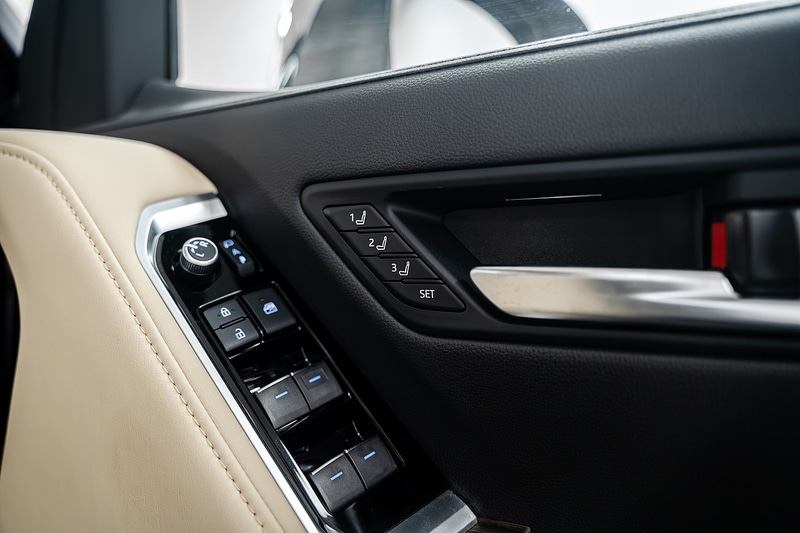 Used Toyota Land Cruiser for sale - 76482566: Photo 30