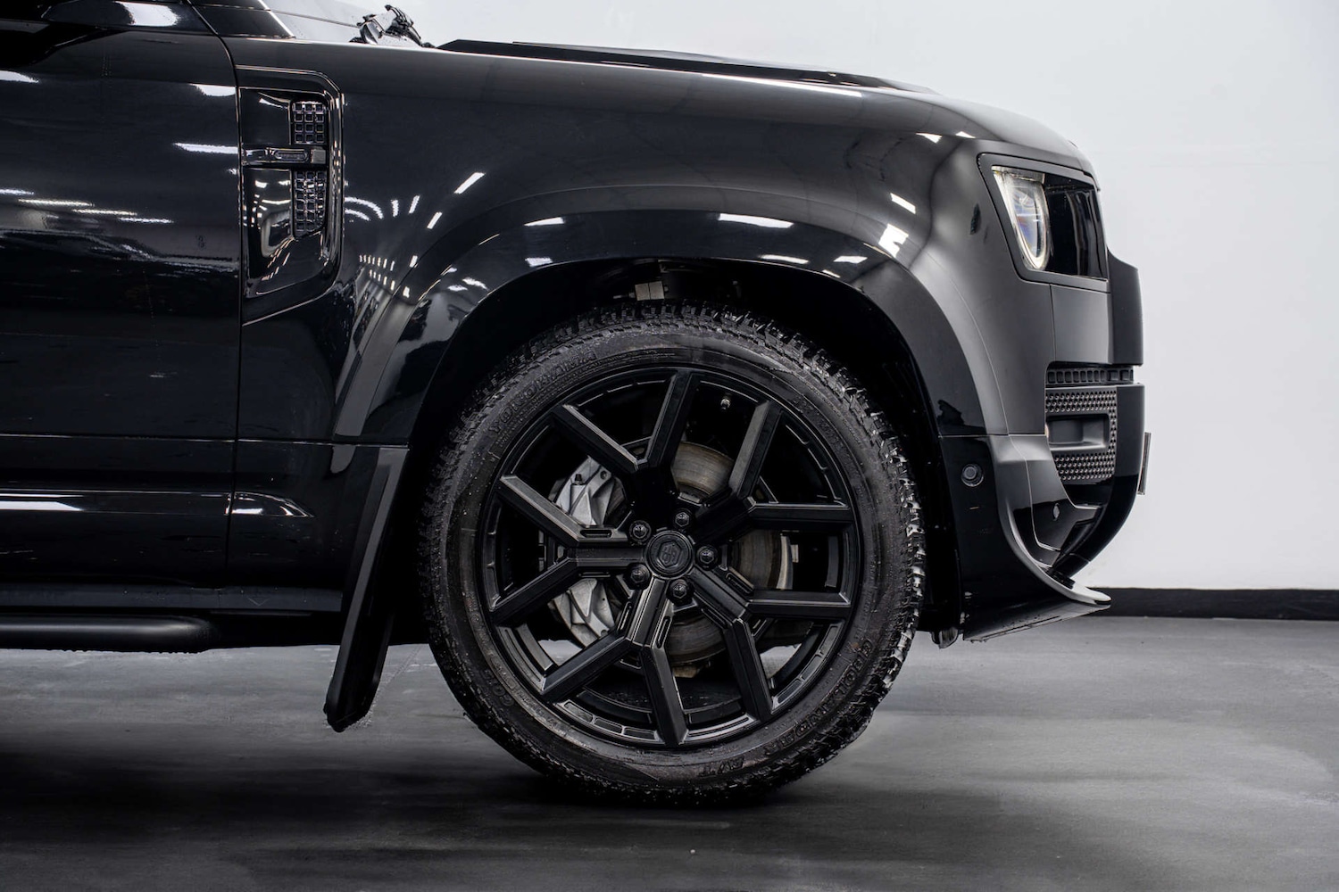 Used Land Rover Defender 2024 for sale - 77406682: Photo 15