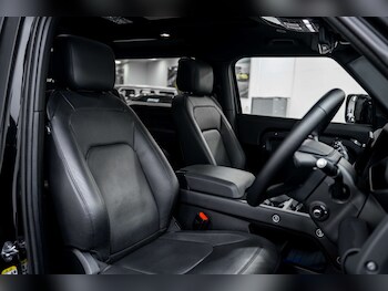 Used Land Rover Defender 2024 for sale - 77406682: Photo