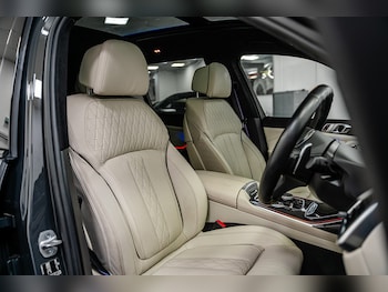 Used BMW X7 2023 for sale - 75597591: Photo