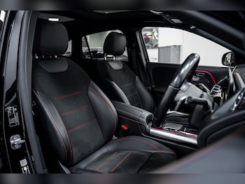 Used Mercedes-Benz GLA 2023 for sale - 76896541: Photo