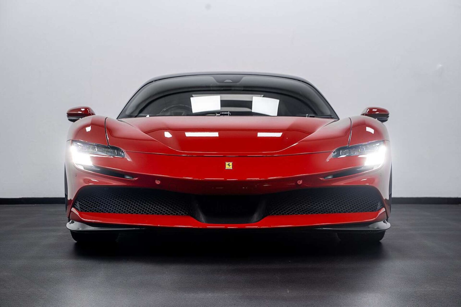 Used Ferrari SF90 Stradale 2023 for sale - 77406664: Photo 11