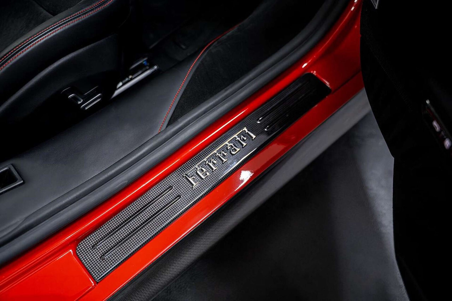 Used Ferrari SF90 Stradale 2023 for sale - 77406664: Photo 32