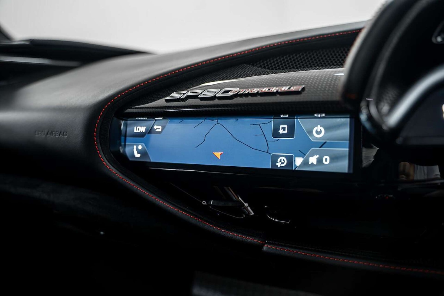 Used Ferrari SF90 Stradale 2023 for sale - 77406664: Photo 40