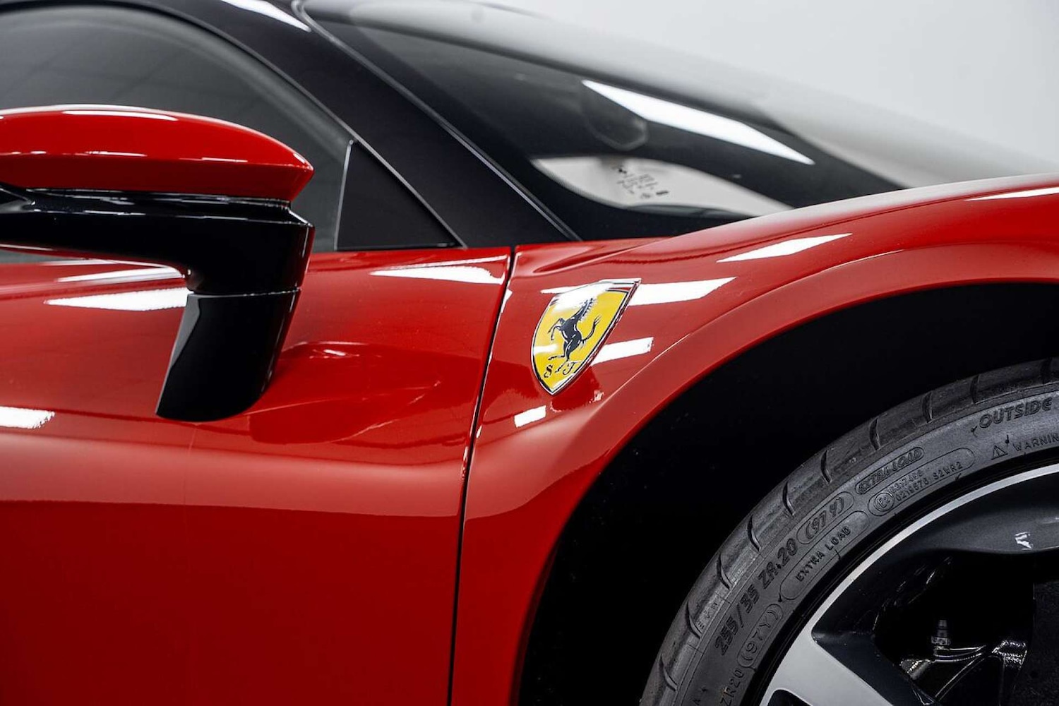 Used Ferrari SF90 Stradale 2023 for sale - 77406664: Photo 7