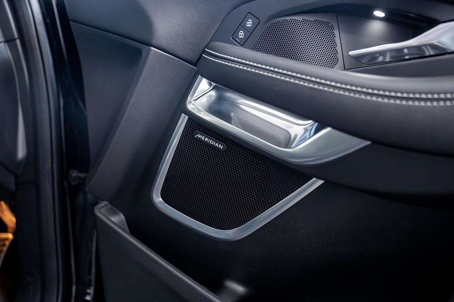 Used Jaguar E-Pace 2023 for sale - 77406673: Photo 25